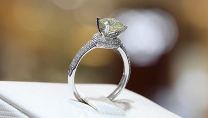 Different Types of Ring Shanks: Creating the Best Engagement Ring Look